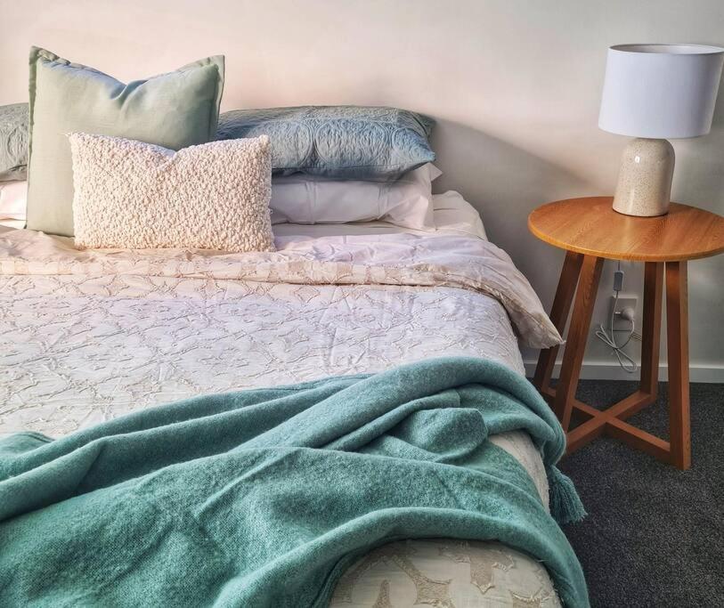 Beachfront Escape Collingwood Bagian luar foto